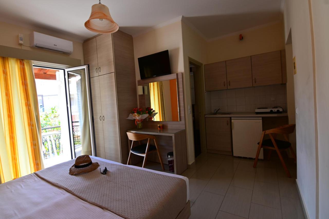 Nadia'S Studios & Apartments In Argasi, Sea-View מראה חיצוני תמונה