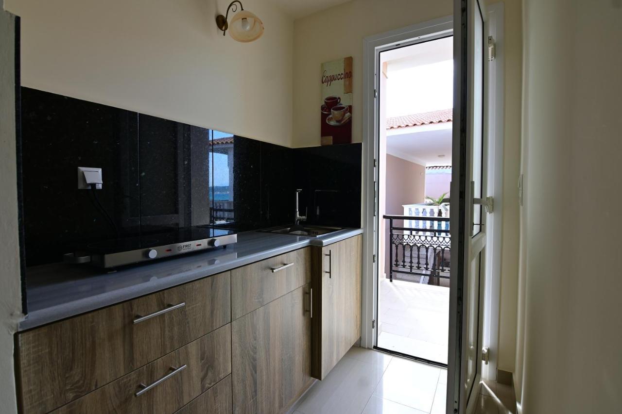 Nadia'S Studios & Apartments In Argasi, Sea-View מראה חיצוני תמונה